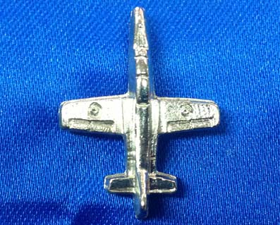 Pin Avión C101 Patrulla Águila plata